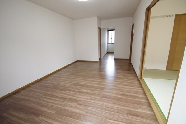 パルテノンロイヤルBの物件内観写真